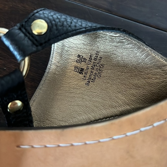 Sam Edelman black and gold sandals 9 - Picture 7 of 13